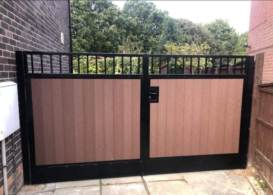 Premium Flat Top Driveway Gates
